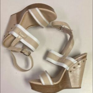 Gianni Bini Wedges